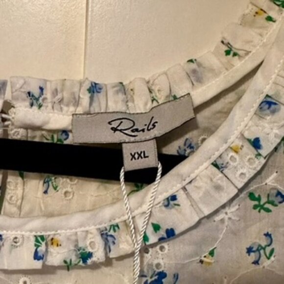 NWT Rails Filomena blouse in Bluebell Foral Eyelet Blouse- Size XXL - Picture 4 of 5